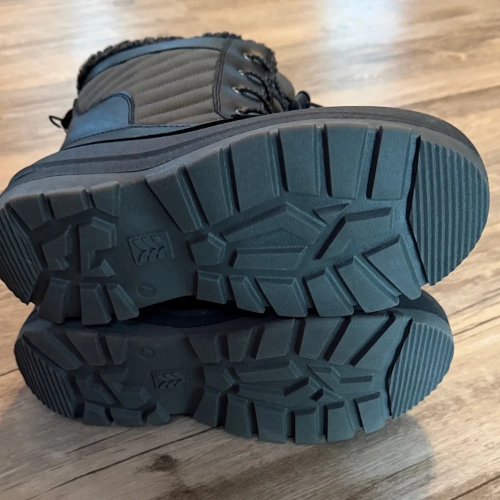 all in motion Black Kids Insulated Snow Boots with Faux Fur Collar